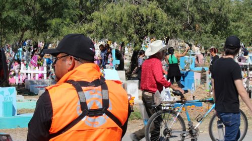 Visitan más de 250,000 personas los panteones de NL