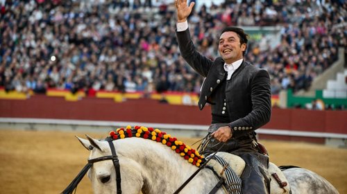 Gran expectación por ver al rejoneador español Andy Cartagena