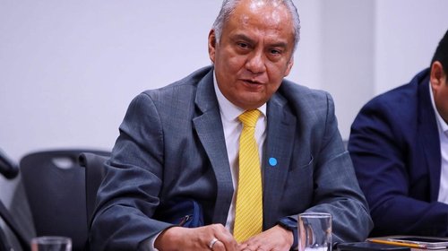 FECANACO aclara proceso para legalizar e importar autos usados