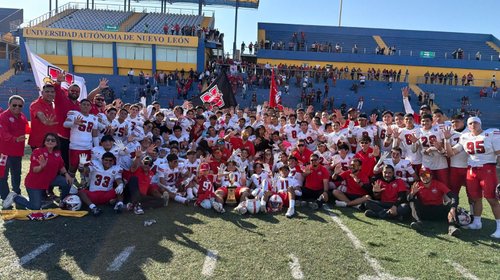 Las Águilas de la Preparatoria 9 son pentacampeones invictos