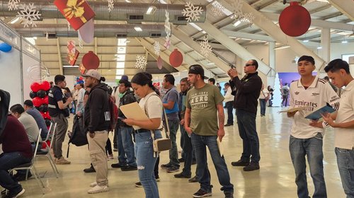 Coahuila concluye el año con su feria del empleo número 20