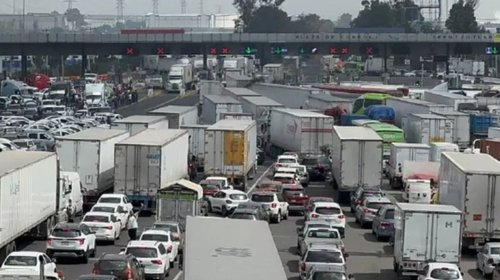 Prevén caos en carreteras por megabloqueos de transportistas