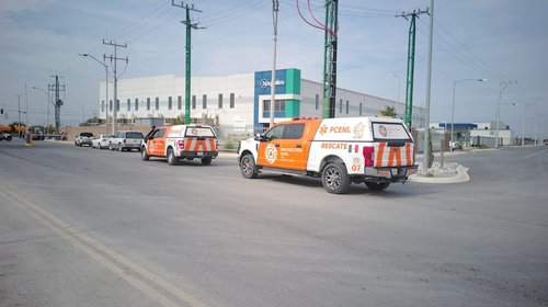 Evacuan a 1,000 trabajadores por fuga de gas en Apodaca