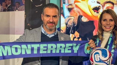 Adrián de la Garza está en Washington para sorteo de FIFA