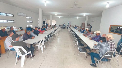 Preparan agricultores bloqueos por falta de acuerdos