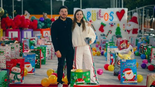 Sorprende Santa con regalos a niños del DIF Capullos