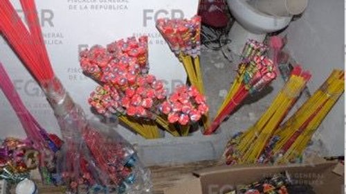FGR asegura más de 300 kilos de pirotecnia tras cateo