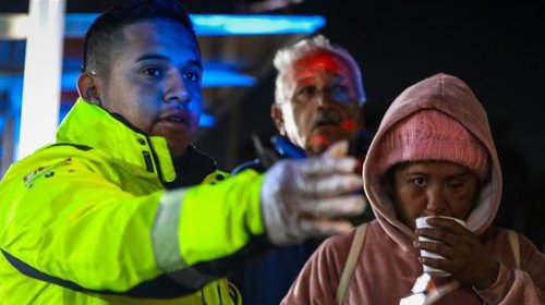 Auxilian por frío a casi 700 personas con chocolate caliente