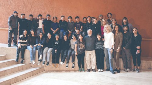 Jóvenes de la UANL hacen ‘click’ con Fredric Roberts