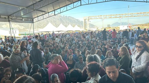 Abarrotan evento donde Sheinbaum supervisará obras de hospital