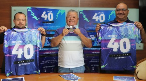 Carrera Coyotes está de fiesta: cumple 40 años