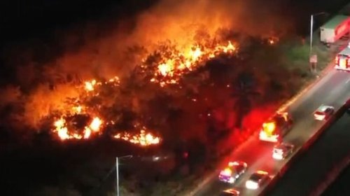 Incendio consume 500 metros del río Santa Catarina