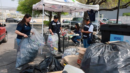 Recolecta San Pedro 15 toneladas de reciclables en drive-thru
