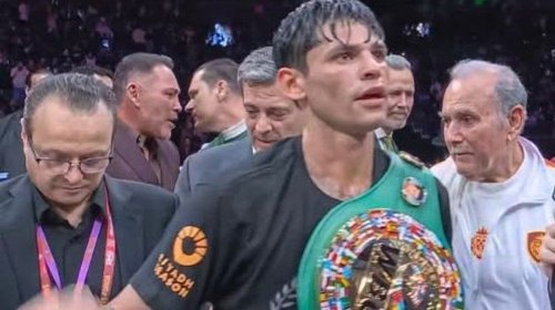 Ryan García domina a Mario Barrios y se corona campeón mundial