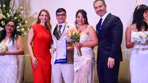 ¡Vivan los novios! 350 parejas se unen en matrimonio en Monterrey