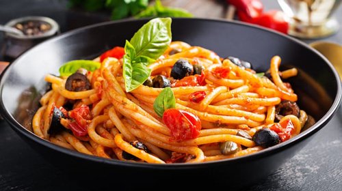 Cocina una tradicional salsa napolitana con esta receta