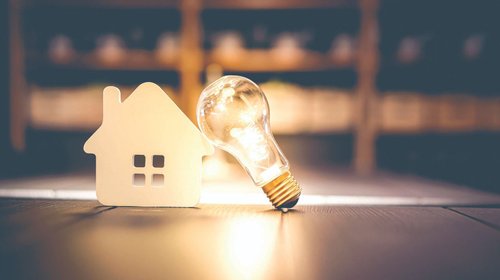 ‘Sufren’ regios con vivienda y ropa a alto sobreprecio
