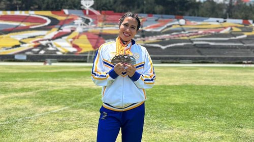 Paulina Ortiz, tigresa en la pista… ¡y reina de la velocidad!