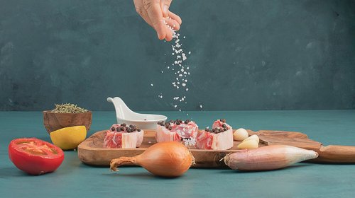 ¿Es la sal de mesa un enemigo a vencer en la cocina?