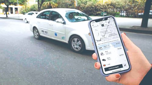 Avanza regulación de apps de transporte; 95% ya tiene tarjetón