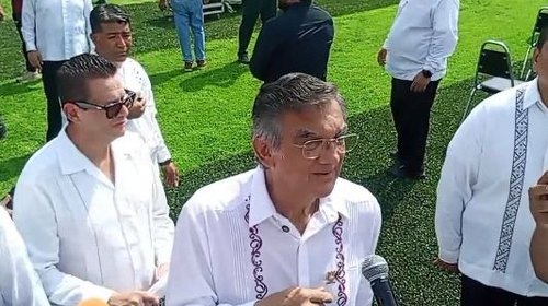 Gobernador califica de 'politizados' señalamientos contra su hijo