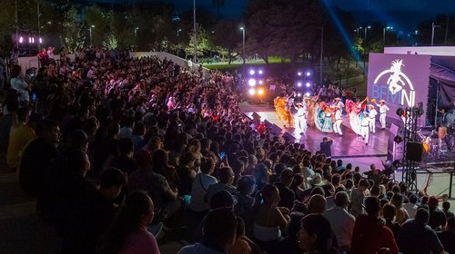 Despliegan fiesta cultural en el Pabellón Parque del Agua