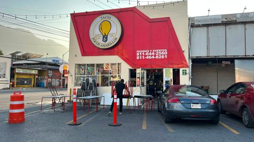 Mesero deja su empleo tras agresión del alcalde de El Carmen