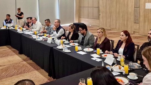 Revisan delegados federales avances del Tren del Norte