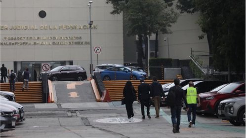 Aplazan audiencia de Gilda Lozoya, hermana de Emilio Lozoya