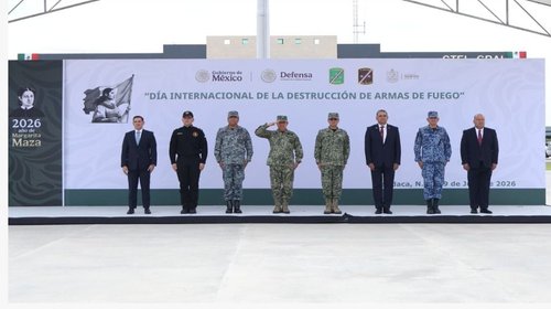 Destruyen mil 650 armas decomisadas en ceremonia militar
