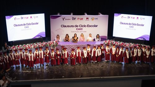 DIF Matamoros celebra graduación de alumnos de los CADIS