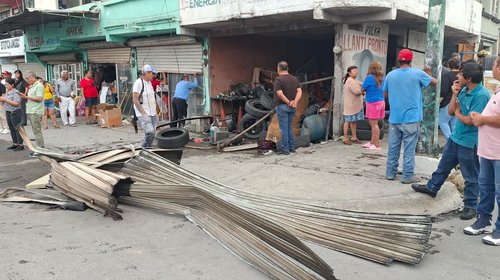 Explosión en vulcanizadora de Saltillo deja una persona muerta