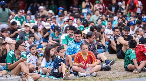 Regios disfrutan pase de Argentina a la final en Fundidora