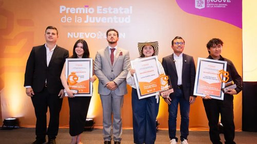 Entrega Samuel García el Premio Estatal de la Juventud 2026 