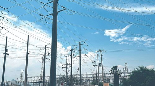 Sufren apagones casi a diario; CFE anuncia millonaria inversión