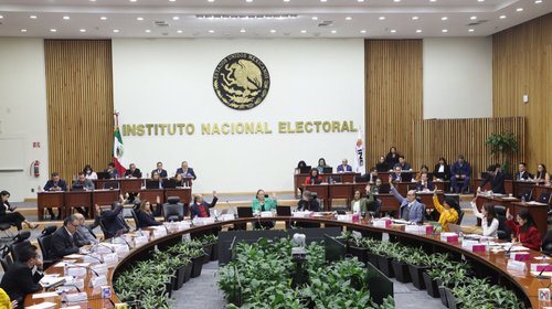 Proyecta INE millonario financiamiento a partidos