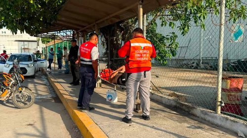Hombre sobrevive tras caer del Puente Tampico