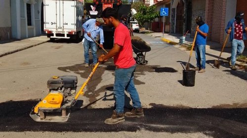 Sin parar programa de conservación de vialidades en Victoria