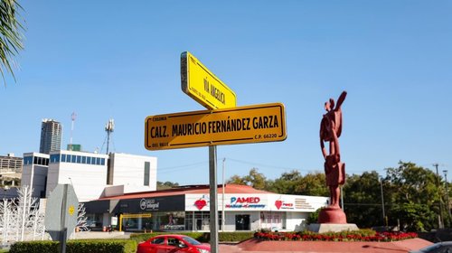 Luce nombre de Mauricio Fernández en nomenclatura de San Pedro