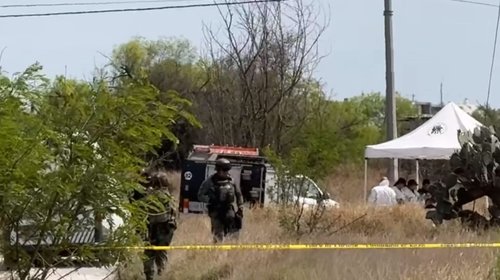 Abandonan cuerpos de dos hombres degollados en Apodaca