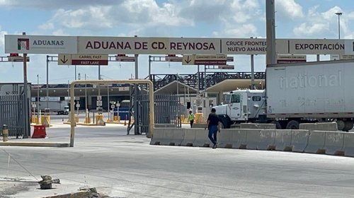 Aduanas de Tamaulipas colapsan por falla de sistema 