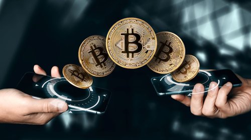 Cárteles mueven millones en criptomonedas, revela la DEA