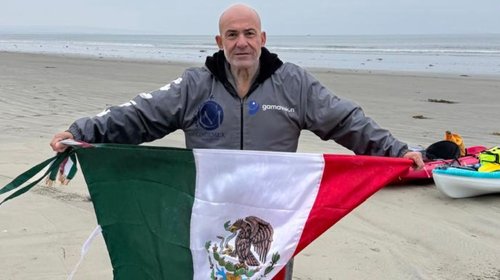 Logra regio vuelta completa en competencia de aguas abiertas