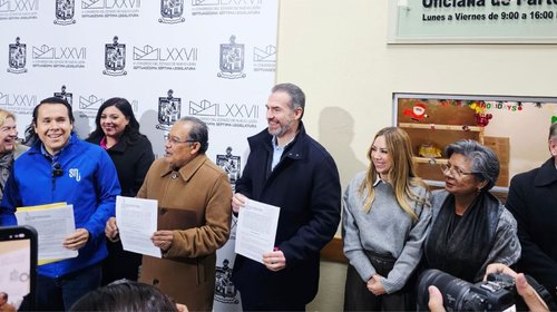 Buscan alcaldes aumentar participaciones a municipios