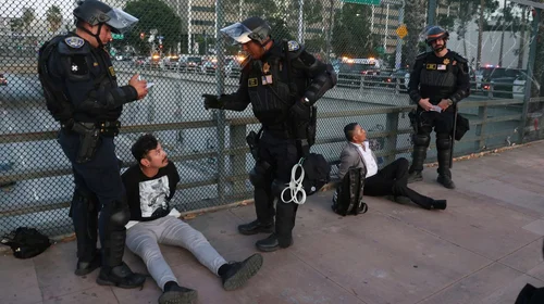 Levanta alcaldesa de Los Ángeles el toque de queda tras protestas