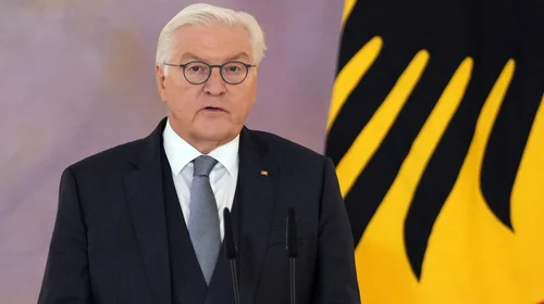 Presidente de Alemania disuelve Parlamento y llama a elecciones