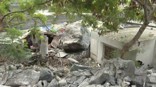 Emiten alerta por deslaves en Monterrey; desalojan a familias