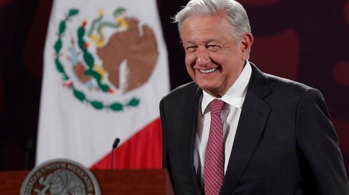 Niega presidenta hospitalización de AMLO: 'Es falso'