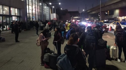 Ante fin de vacaciones se abarrota Central de Autobuses 