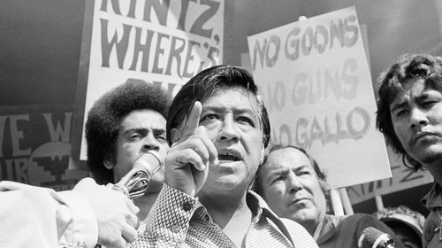 César Chávez es acusado de abusar sexualmente durante décadas